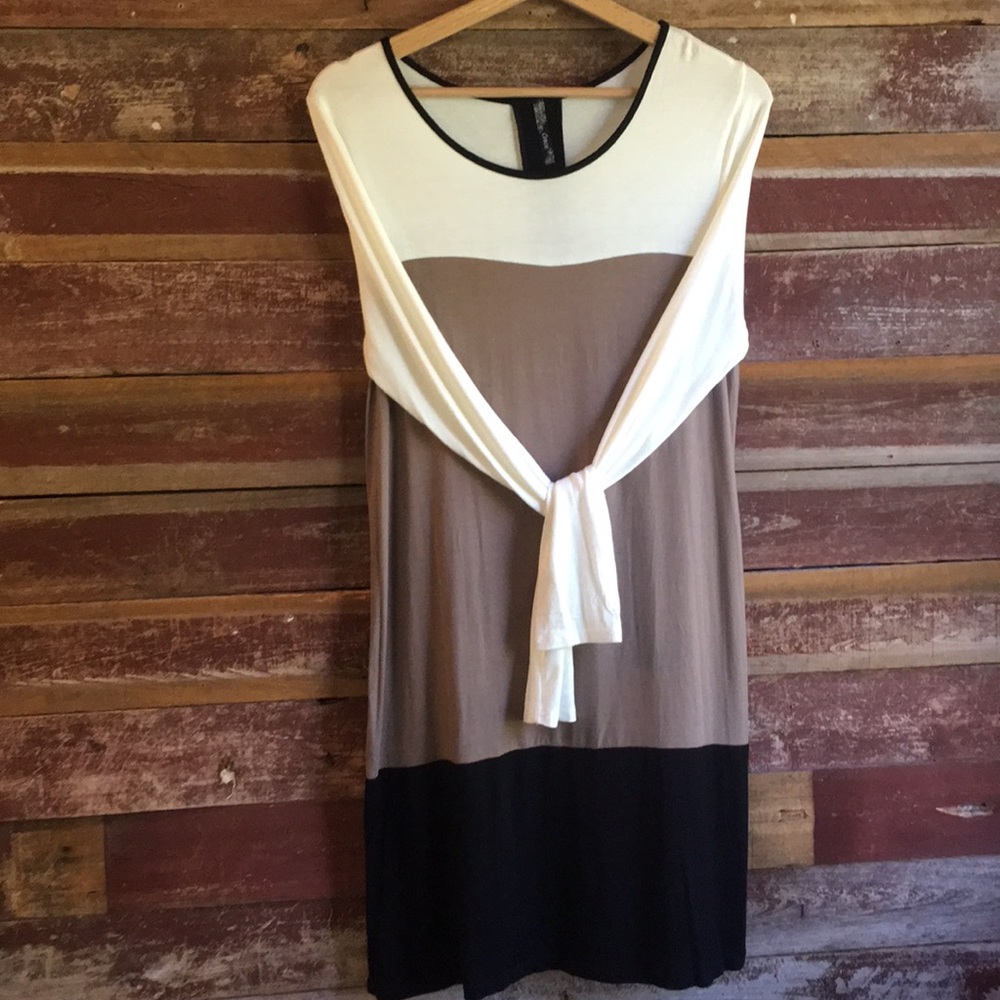 Crece Long Sleeve Dress